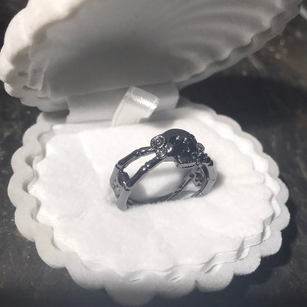 2/$28 Skull π Black Spiral Ring - Picture 5 of 5